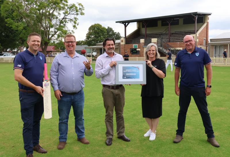 Robins Oval wins major award