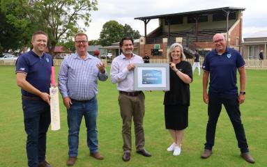 Robins Oval wins major award