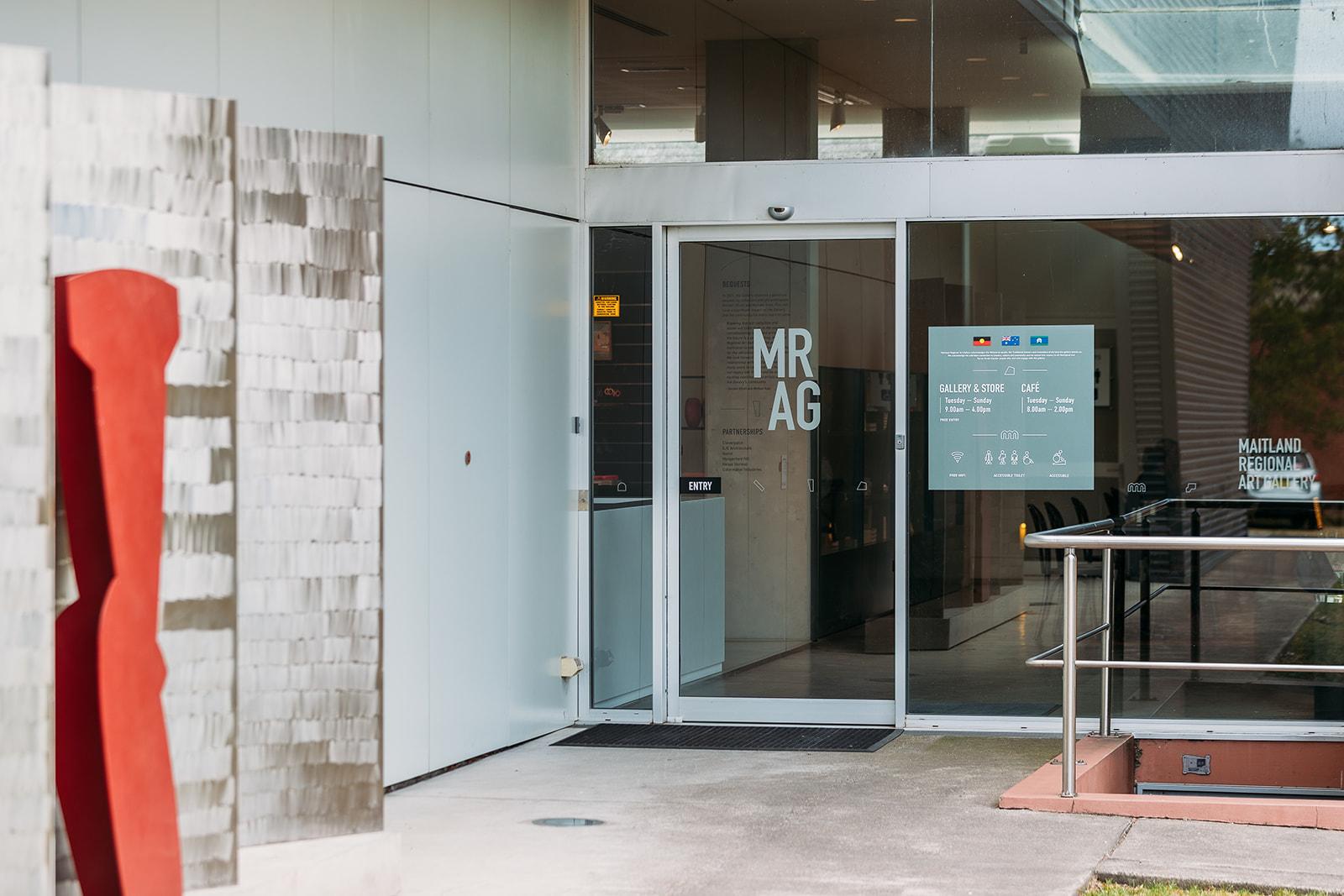 Entrance to Maitland Regional Art Gallery via James Street car park 